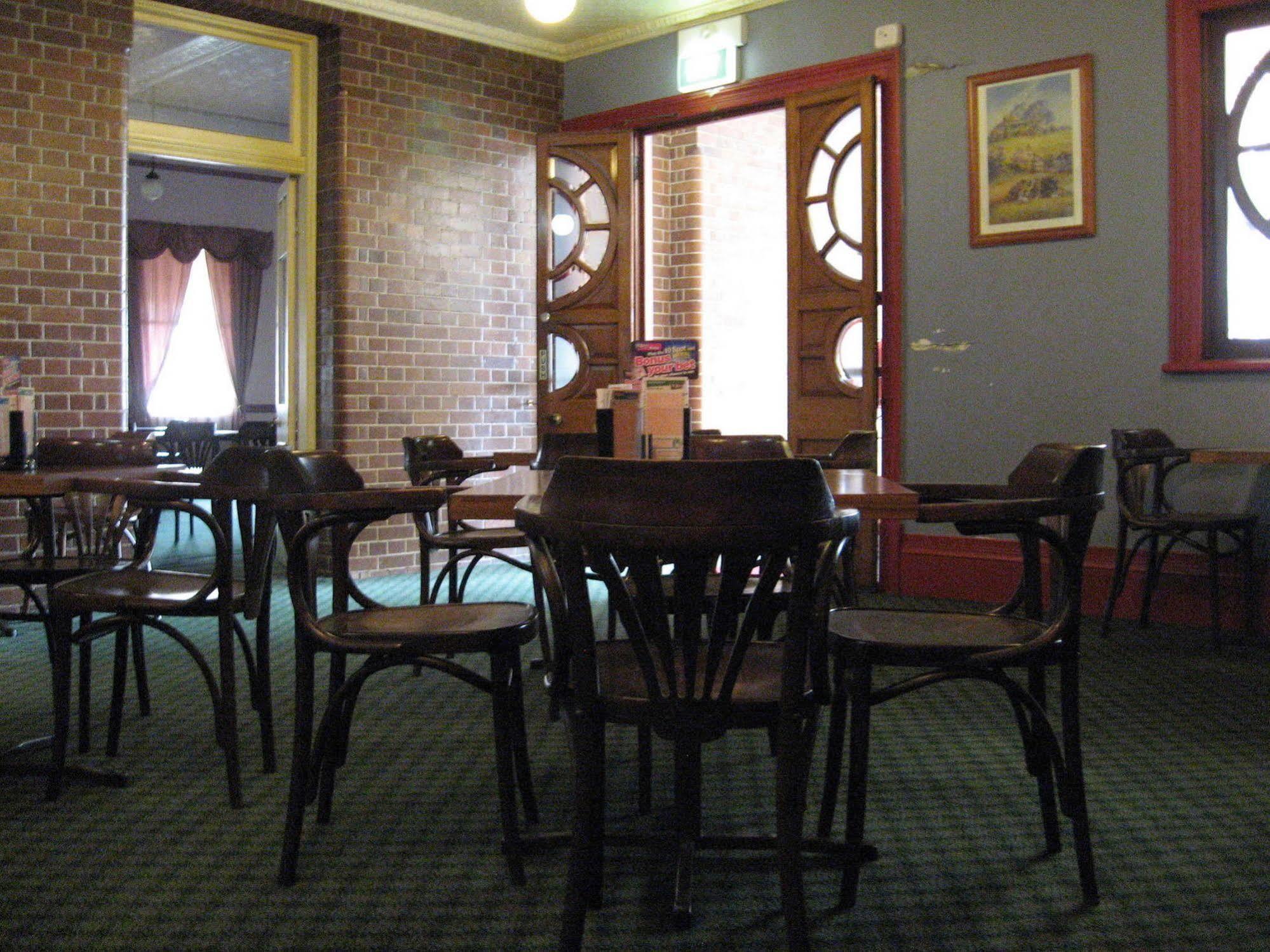 Criterion Warwick Hotel Esterno foto